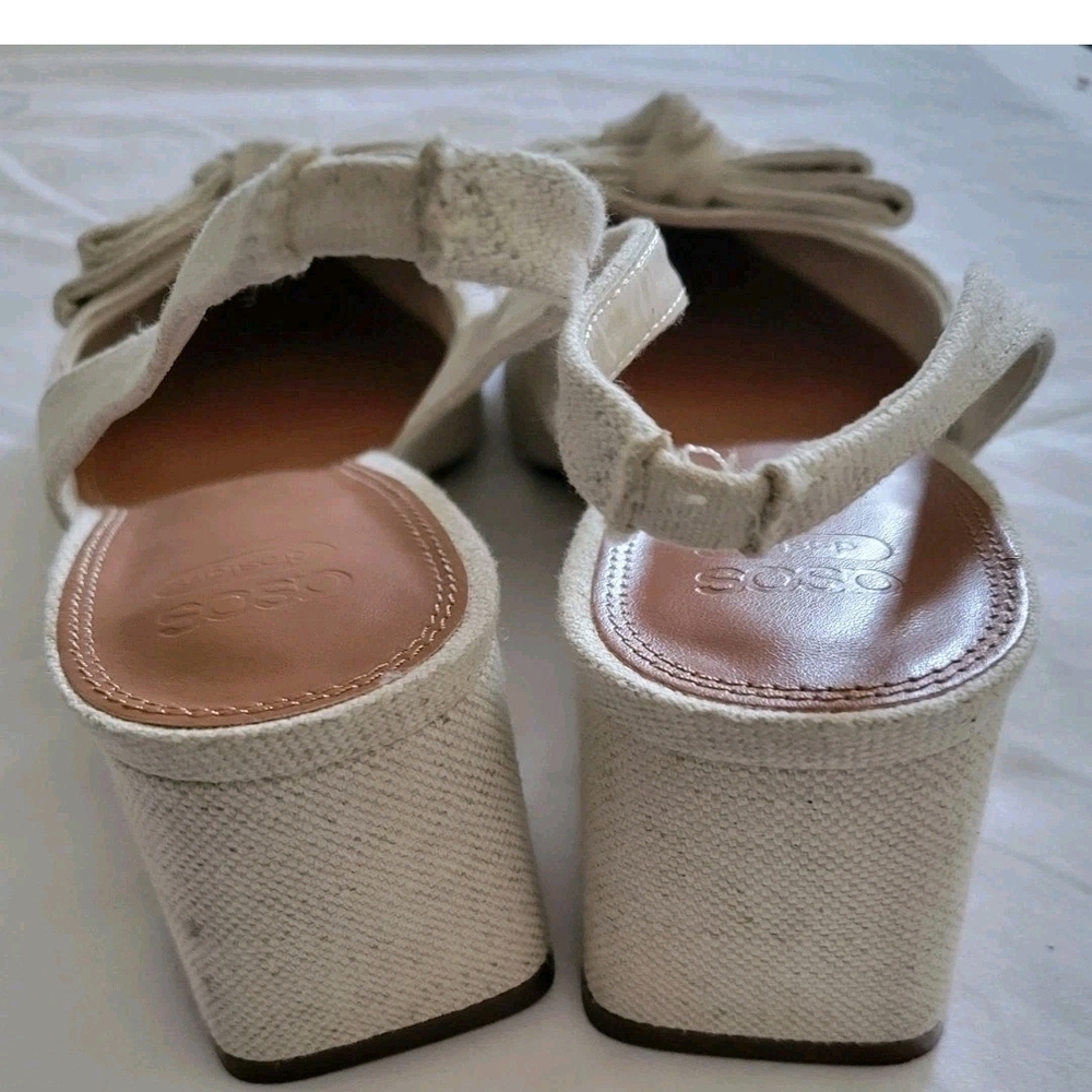 Asos Design Beige Bow-Accent Slingback Block Heel Pumps 10 - Picture 13 of 13
